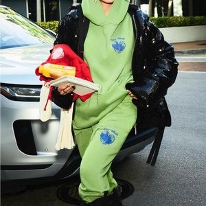 Hot Mess with Alix Earl Green Sweatpants Size S